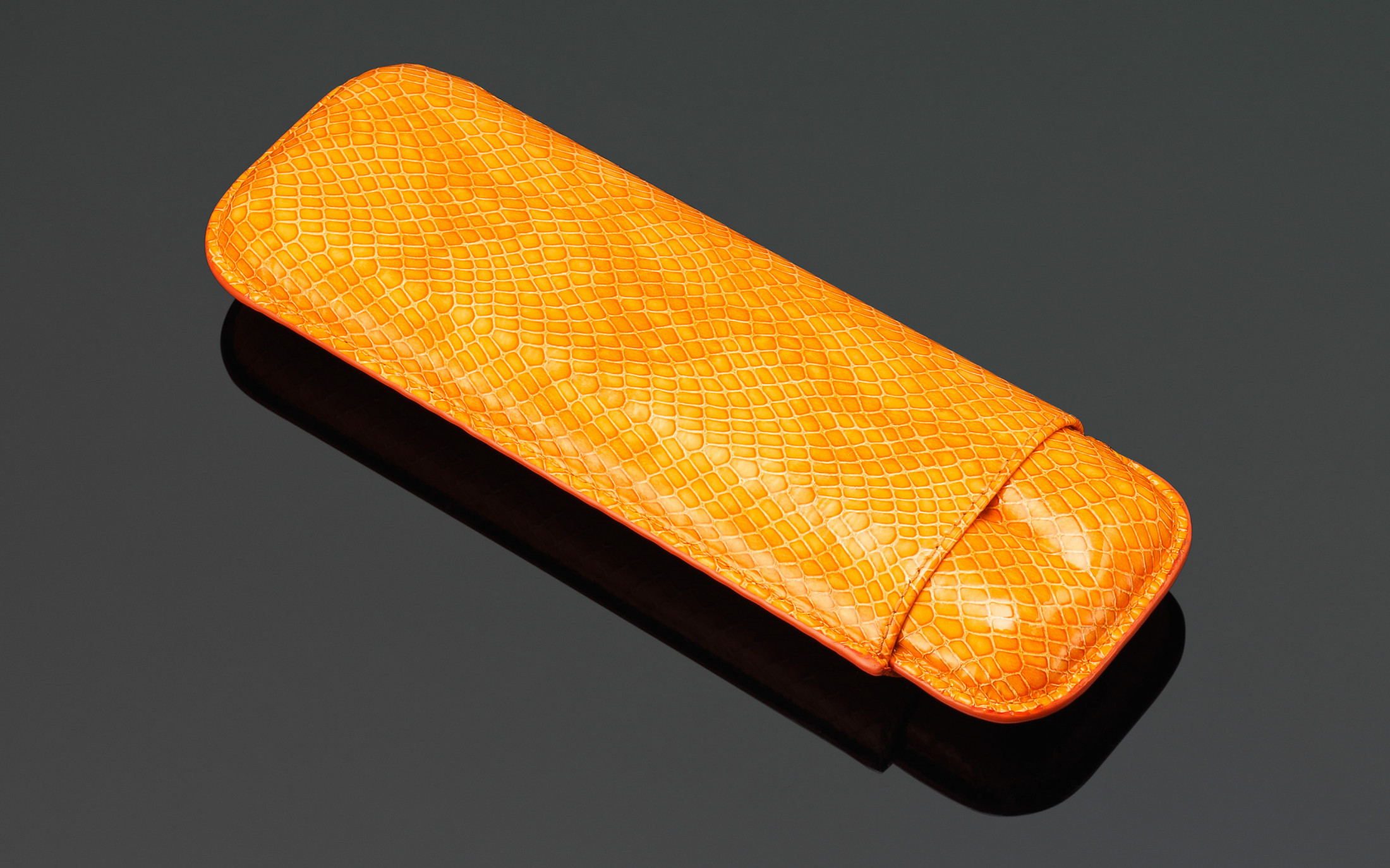Siglo Lizard Pattern Case - Orange 2s