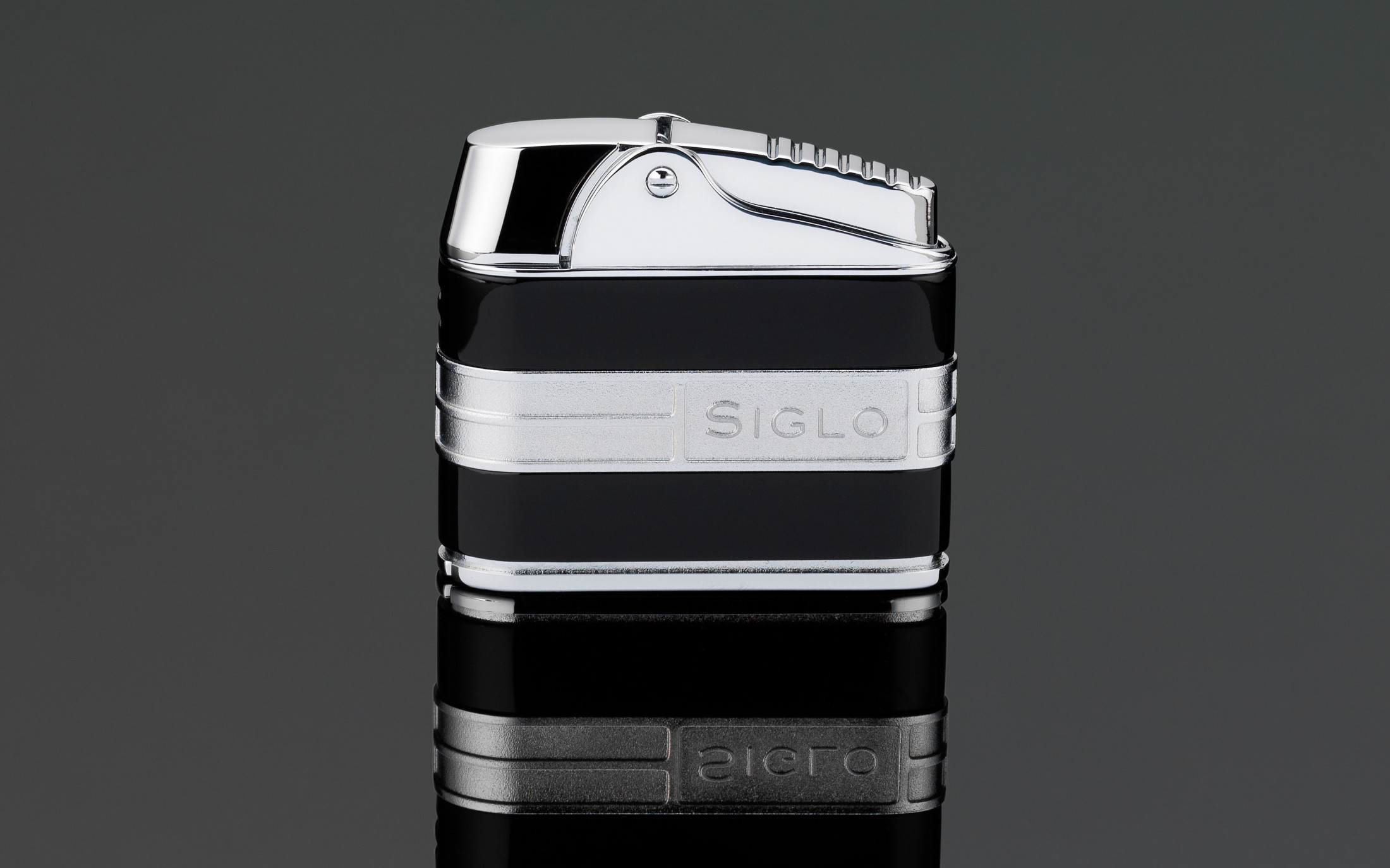 Siglo Retro II Lighter - Black